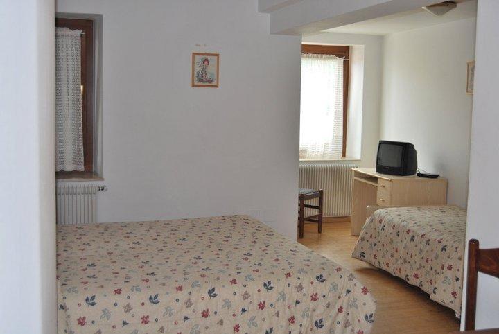 Affittacamere Ceschi Baselga di Pinè Zimmer foto